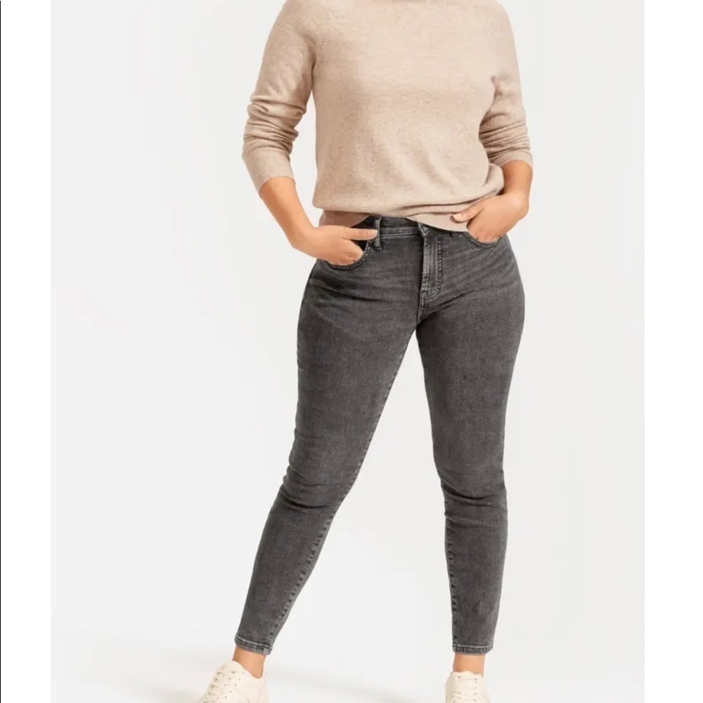 Everlane mid rise skinny washed black 23R